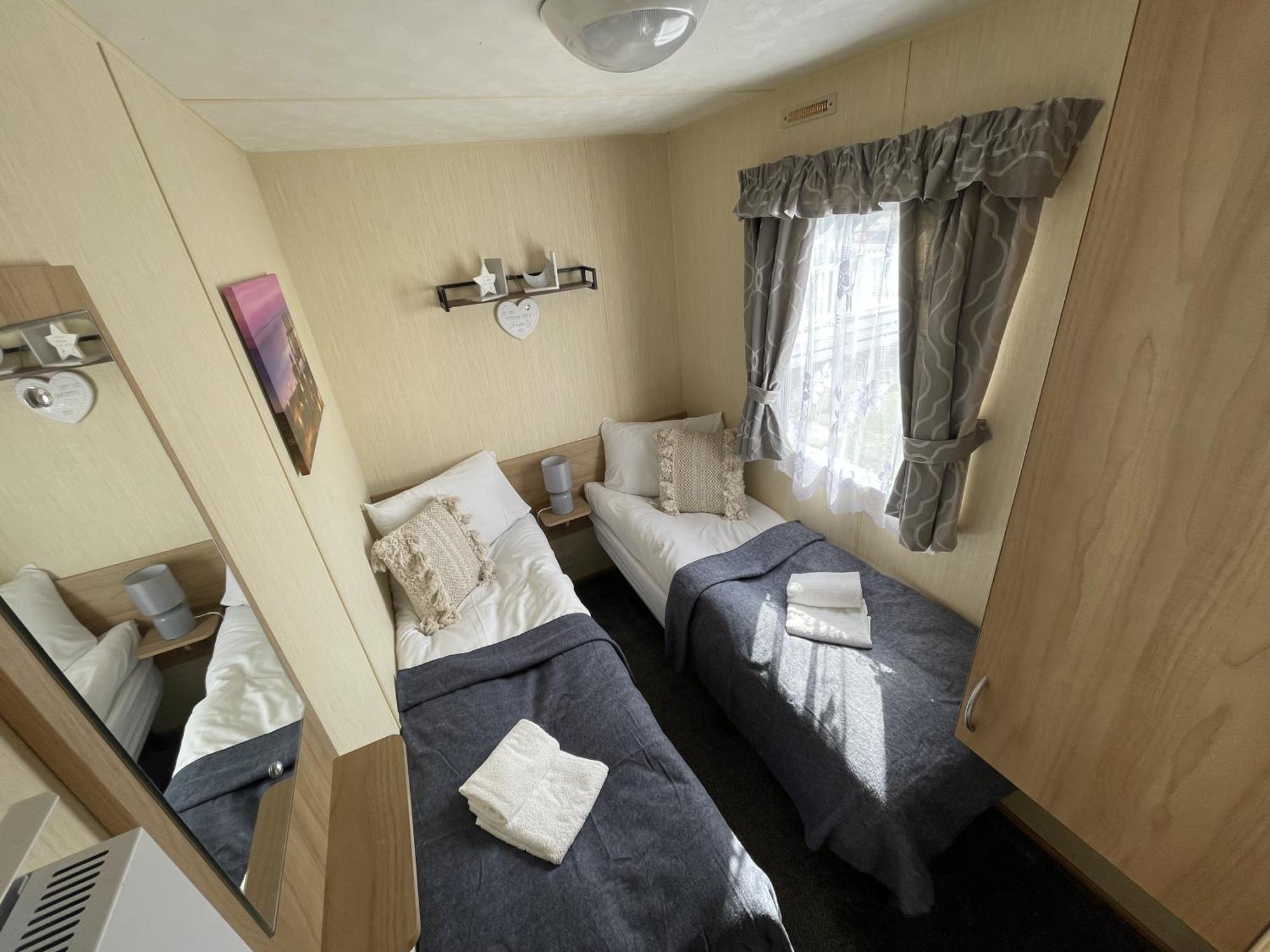 Meliden 3 Bedroom Caravan, Edi Rita, Robin Hood, Pet Friendly מראה חיצוני תמונה